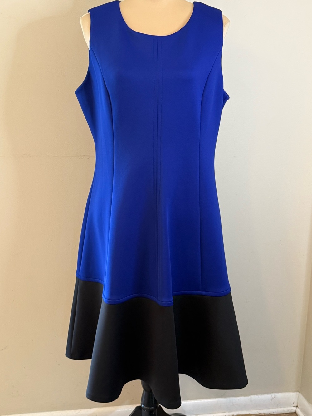 Calvin Klein sleeveless blue & black colorblock midi dress career party holiday